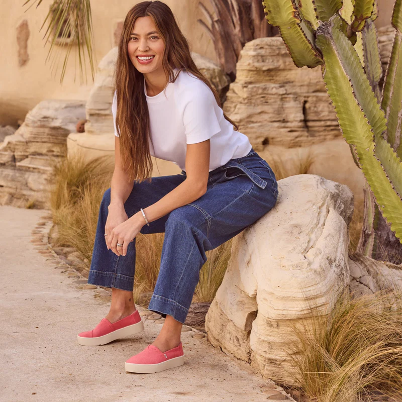 Versatile Footwear